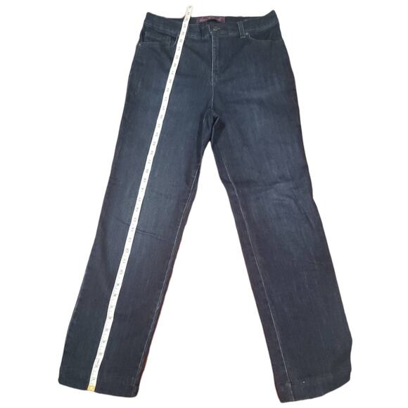 Gloria Vanderbilt Amanda Dark Washed Denim Blue Jeans Boot Cut - Size 8P - Picture 5 of 5
